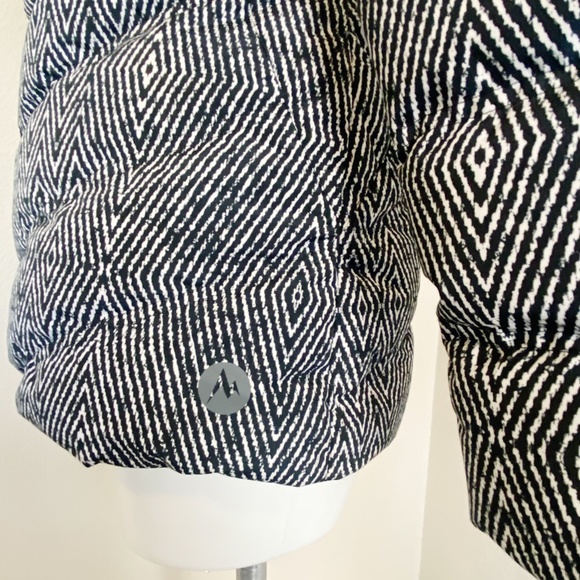 Marmot | Women's Black/White Down Snowboard/Ski Hooded Puffer Jacket | Size: S - Picture 13 of 16